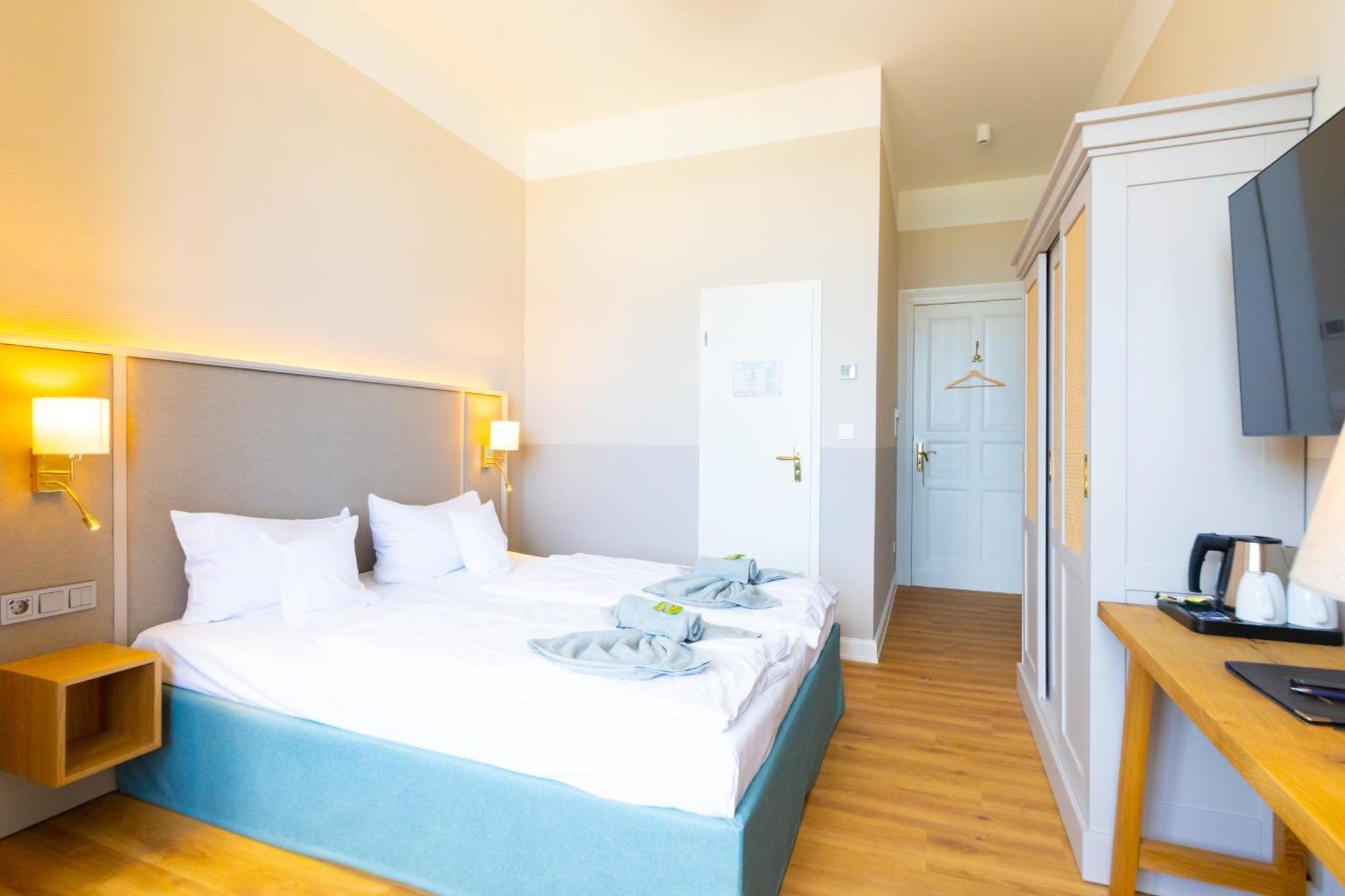Hotel Germania 3*