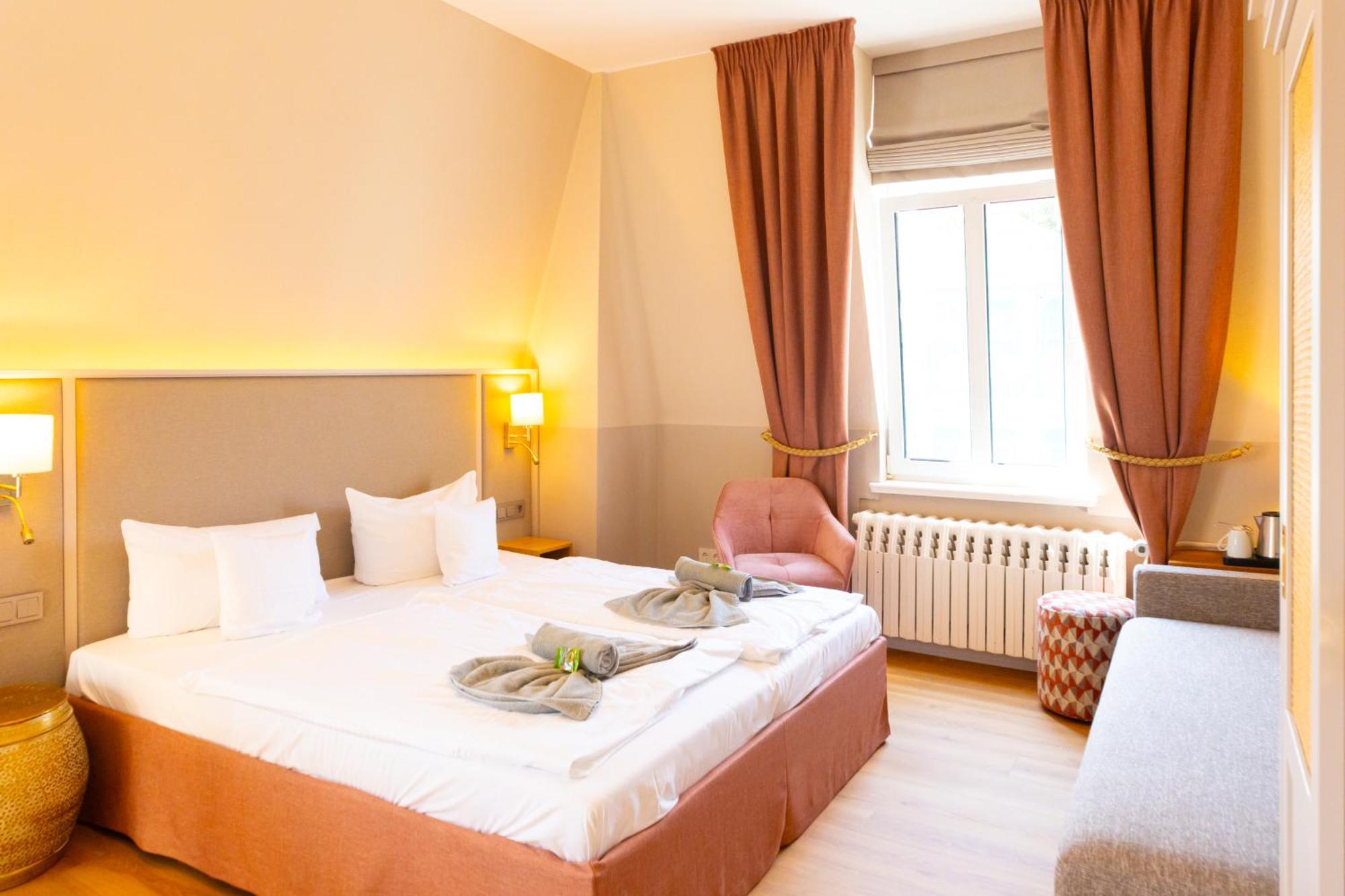 Hotel Germania 3*
